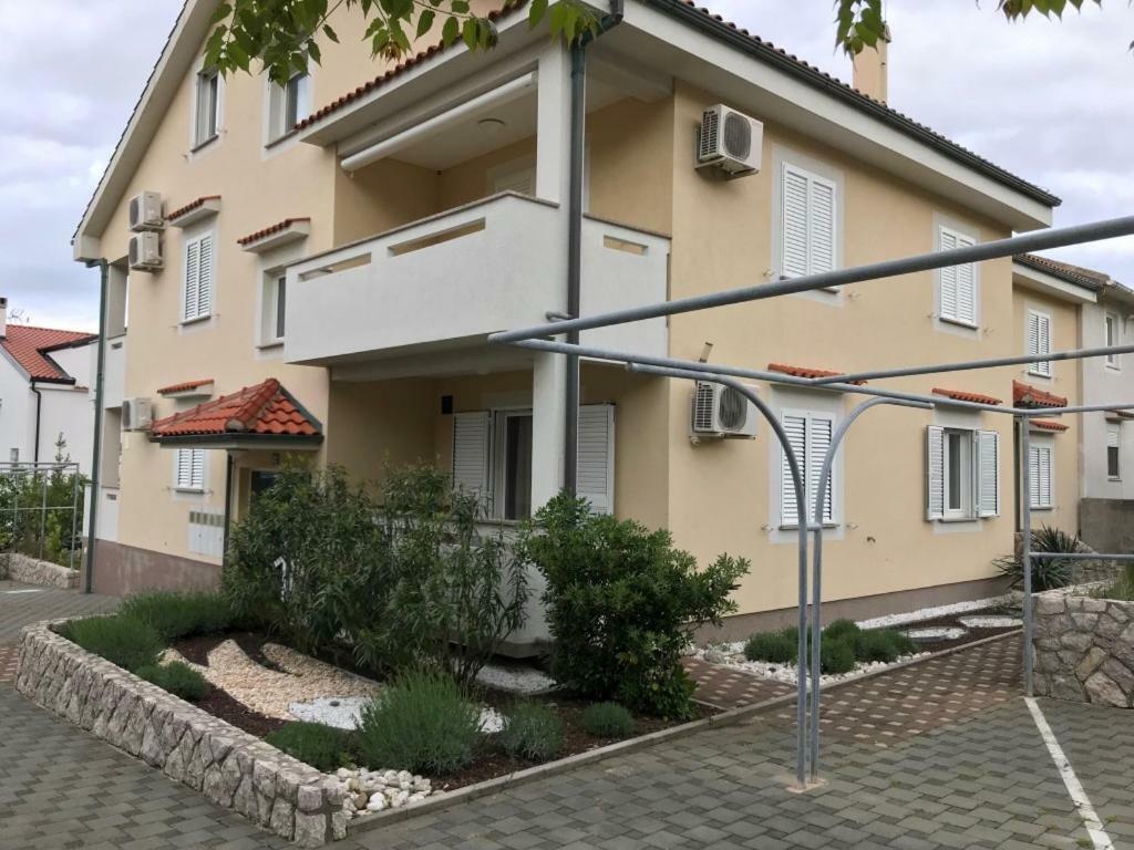 Apartment Dana バスカ エクステリア 写真